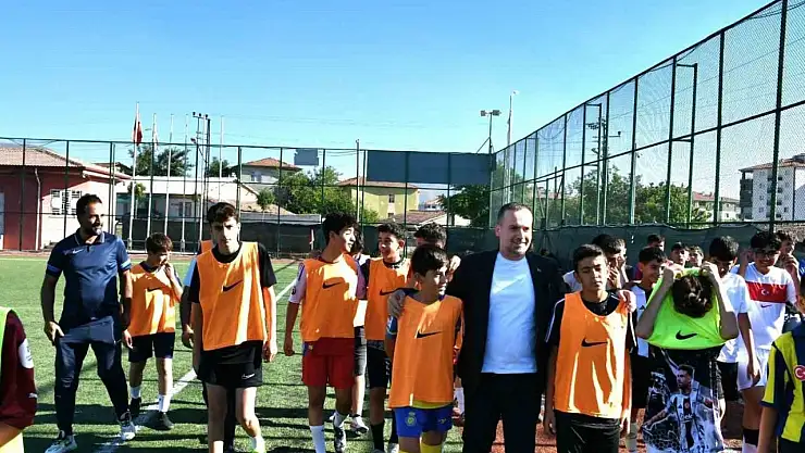 Yeşilyurt Spor'un Gençler Akademi Seçmeleri yoğun katılımla gerçekleştirildi