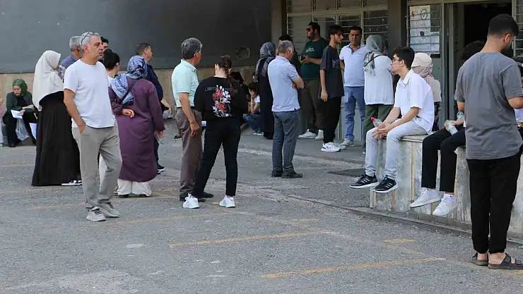 YKS maratonu ilk oturumu TYT ile başladı