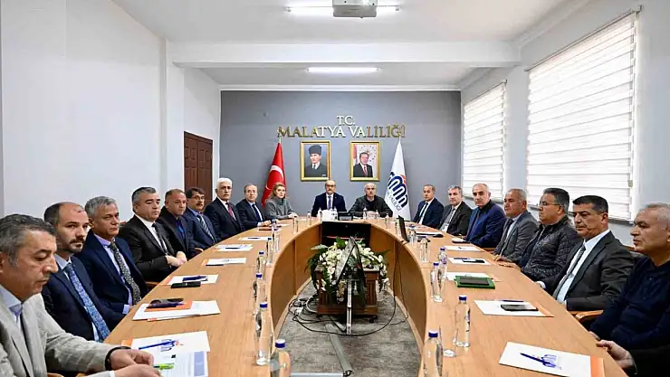 Zirai donun vurduğu Malatya'da kriz masası oluşturuldu