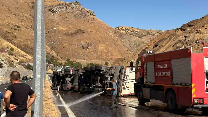 Elazığ'da tır devirdi: 1 yaralı