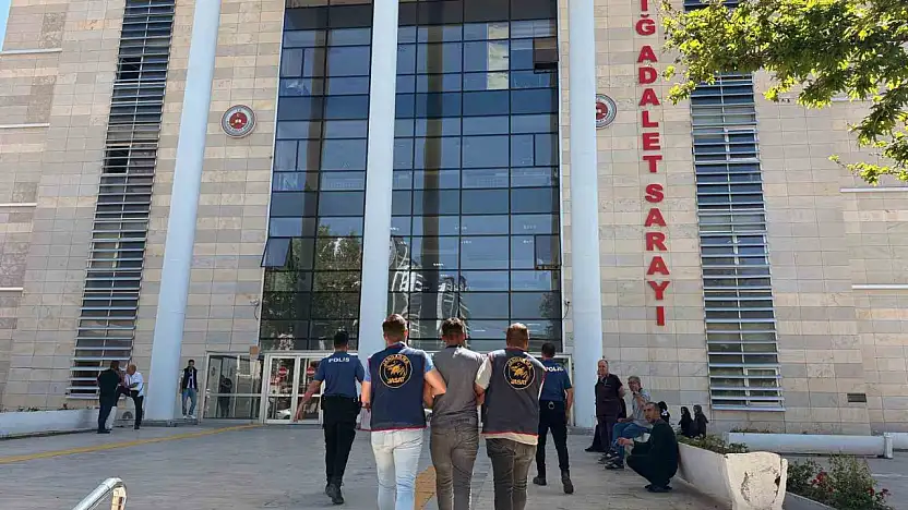 Elazığ'da 10 evden hırsızlık yapan 2 şüpheli yakalandı
