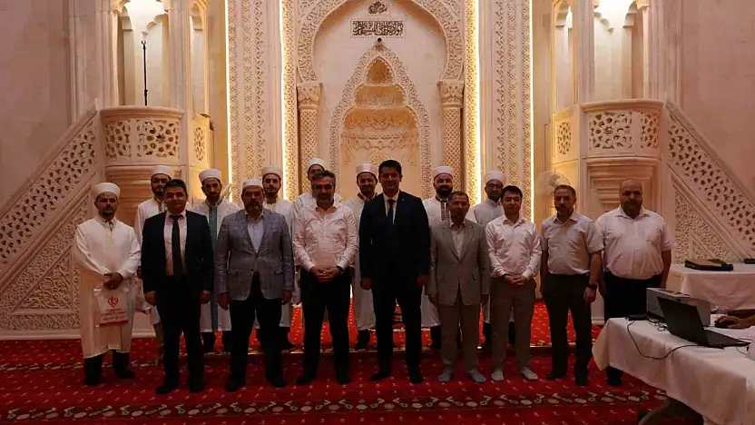 Etkili hutbe sunumu bölge birincisi Elazığ'dan